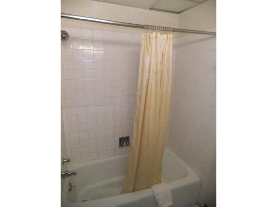 Days Inn By Wyndham West Branch Iowa City Area מראה חיצוני תמונה