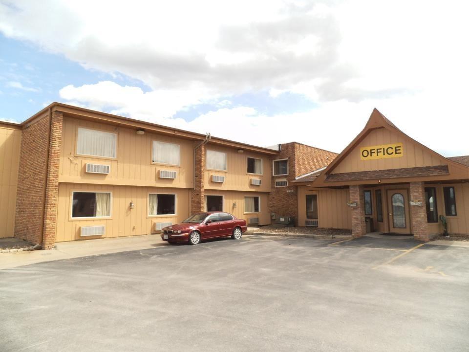 Days Inn By Wyndham West Branch Iowa City Area מראה חיצוני תמונה